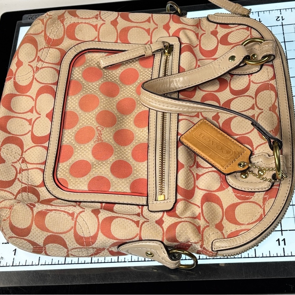 Coach Hallie Pink and Cream Polka dots and Signature C logo leather 2 way Bag. - Picture 3 of 12